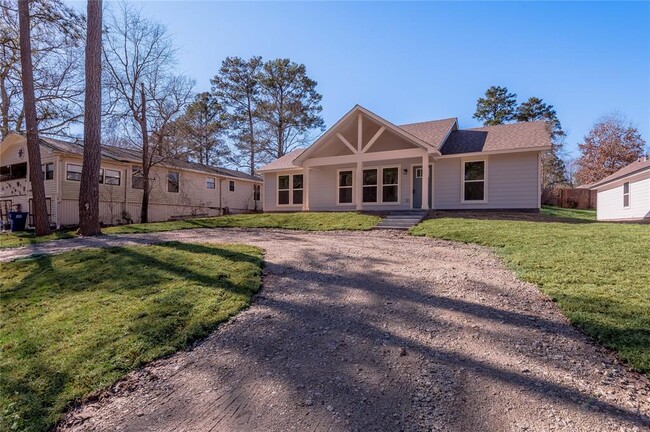 49 Hickory Bend in Huntsville, TX - Building Photo - Building Photo