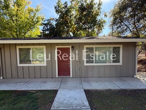 1028 Bridgeview Dr in Placerville, CA - Building Photo - Building Photo