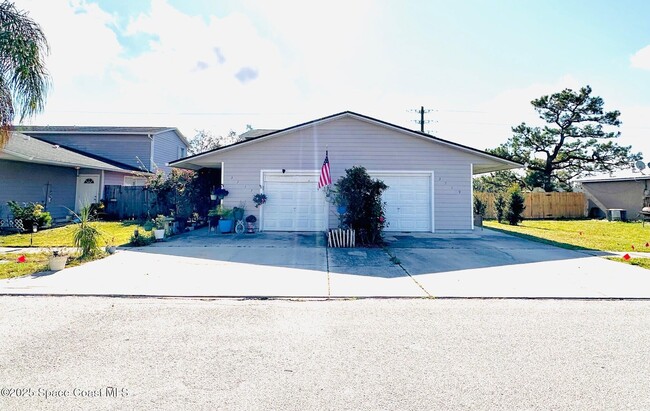 3717 W Malory Ct in Cocoa, FL - Building Photo - Building Photo