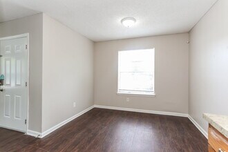 2268 W 44th St in Jacksonville, FL - Building Photo - Building Photo