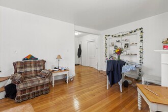 1462 Commonwealth Ave, Unit 1 in Boston, MA - Building Photo - Building Photo