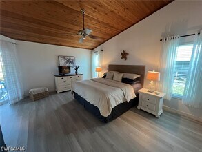 20680 Park Pl in Estero, FL - Building Photo - Building Photo