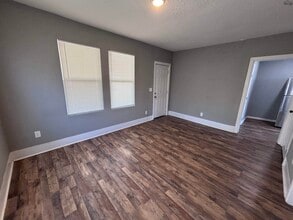 1801 11th St in Wichita Falls, TX - Foto de edificio - Building Photo