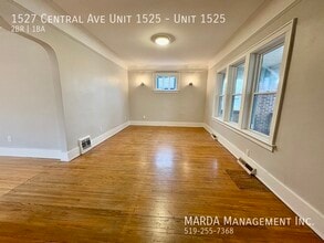 1527 Central Ave in Windsor, ON - Building Photo - Building Photo