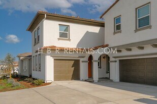 1274 N Capri Ln in Mountain House, CA - Building Photo