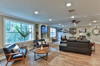 Berkshire Place Apartments in Greer, SC - Building Photo - Building Photo