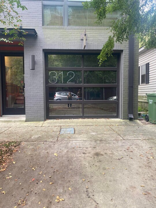 312 Brunswick St-Unit -B in Wilmington, NC - Building Photo