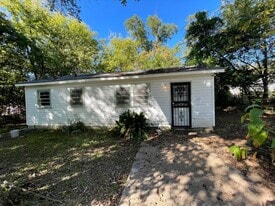 3232 Sumner St in Shreveport, LA - Building Photo