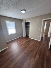 112 Ashcroft Dr in Greenwood, SC - Building Photo - Building Photo