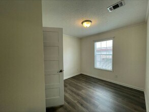 13203 Grape Ave in Grand Island, FL - Building Photo - Building Photo