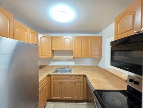 1740 NW N River Dr in Miami, FL - Building Photo - Building Photo