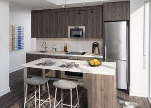 The Ivy in Toronto, ON - Building Photo - Building Photo