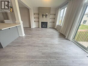 693 Rouncey Rd in Ottawa, ON - Building Photo - Building Photo