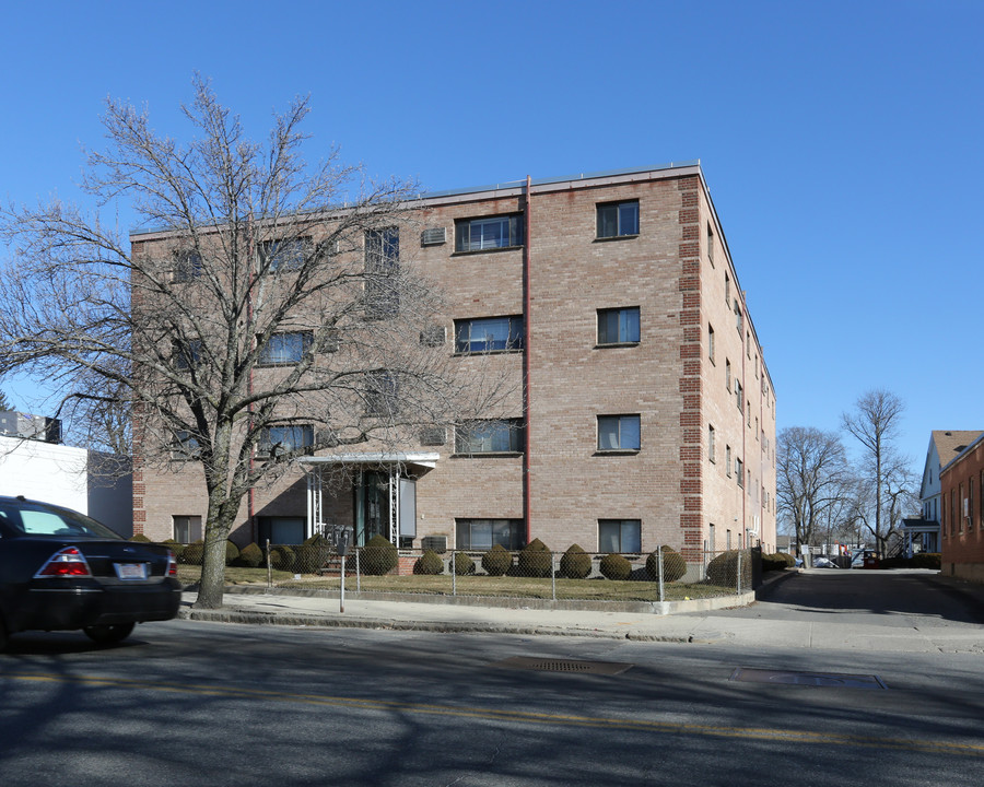 763 Main St in Waltham, MA - Building Photo