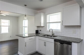 364 Betsy Ave SW in Atlanta, GA - Building Photo - Building Photo