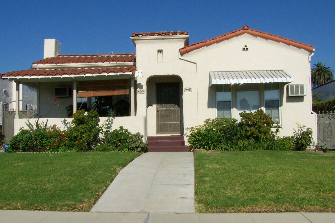 448 N Alta Vista Blvd in Los Angeles, CA - Building Photo