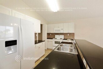 2473 SW 106th Ave in Miramar, FL - Building Photo - Building Photo