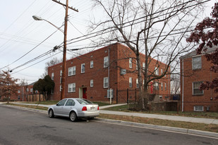 3770 1st St SE Apartments