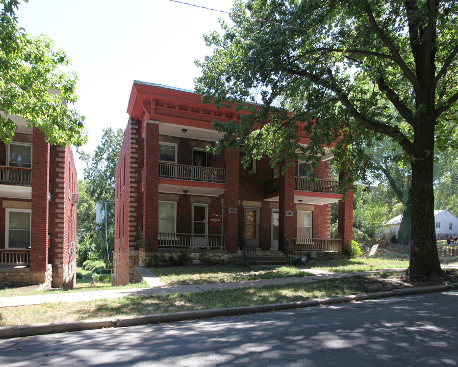 3915-3917 Norledge Ave in Kansas City, MO - Building Photo