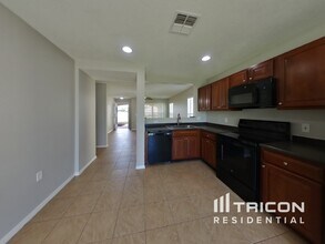 3503 Harlequin Dr in St. Cloud, FL - Building Photo - Building Photo