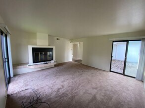 8776 Cheer Ct in Elk Grove, CA - Building Photo - Building Photo