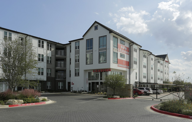 Farmhouse Apartments in Austin, TX - Building Photo - Building Photo