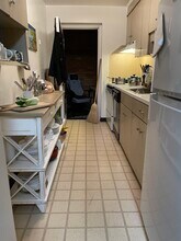 8 Commonwealth Ct, Unit 14 in Boston, MA - Building Photo - Building Photo