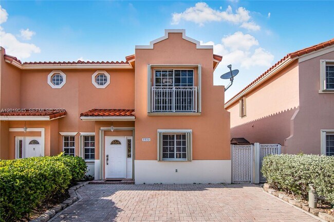 property at 7773 SW 94th Ln
