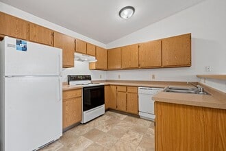 Tamarack Trails in Lake Mills, WI - Building Photo - Building Photo