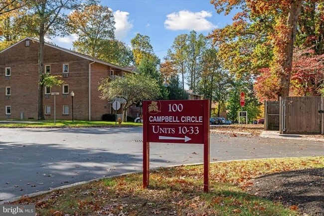 100 Campbell Cir in Downingtown, PA - Building Photo - Building Photo