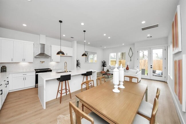 property at 4415 Coke St