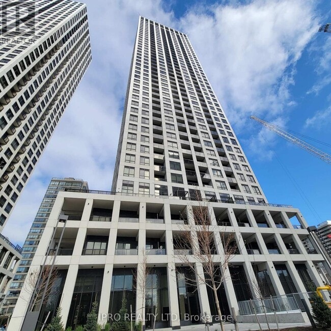 property at 30-1830 Elm Dr W