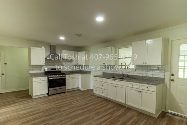 1227 Cleveland St in Greenville, TX - Building Photo - Building Photo