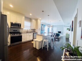 74 Kingsdale St in Boston, MA - Building Photo