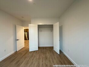 199 Gardner St in Boston, MA - Foto de edificio - Building Photo