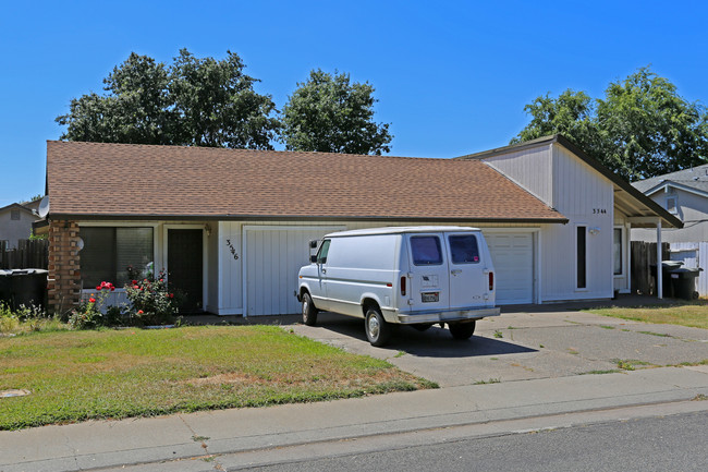 3544 Hanks St in Sacramento, CA - Foto de edificio - Building Photo