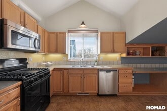 230 Briggs St in Erie, CO - Foto de edificio - Building Photo