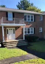 9 Grandview Dr in Farmington, CT - Building Photo - Building Photo
