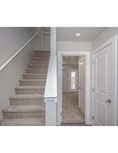 7800 Jacqueline Way in White City, OR - Building Photo - Building Photo