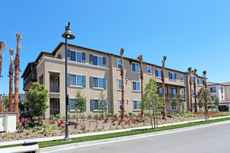 Arroyo at Baker Ranch in Lake Forest, CA - Foto de edificio - Building Photo