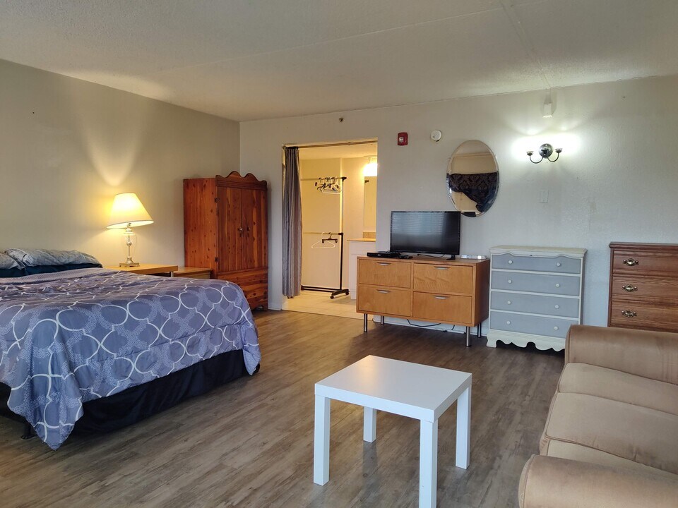 2506 S Ocean Blvd, Unit 3 in Myrtle Beach, SC - Foto de edificio