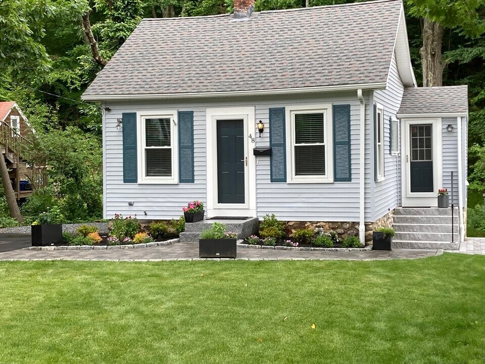 48 Dawson Rd in Worcester, MA - Building Photo
