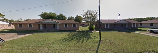 502 San Antonio St in Marlin, TX - Building Photo - Building Photo