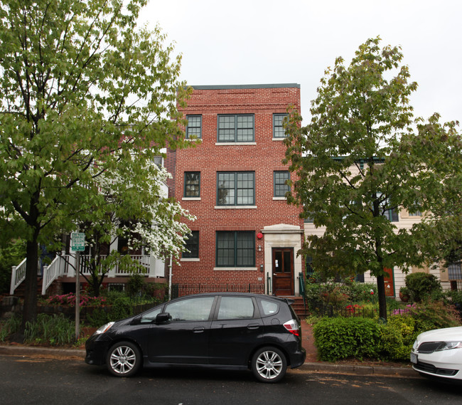 510 8th St NE in Washington, DC - Building Photo - Building Photo