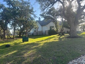 205 Spence Ln in Liberty Hill, TX - Building Photo - Building Photo