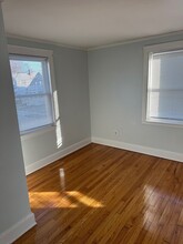 36 Whiton Ave in Quincy, MA - Building Photo - Building Photo