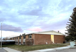 Crossroads II in Shelby, MT - Building Photo - Building Photo