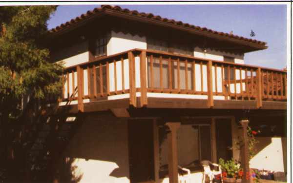 616 Cedar St in San Carlos, CA - Foto de edificio