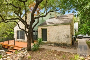 6506 Cat Creek Trail in Austin, TX - Building Photo