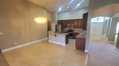 6138 Wakulla Springs Rd in Jacksonville, FL - Building Photo - Building Photo